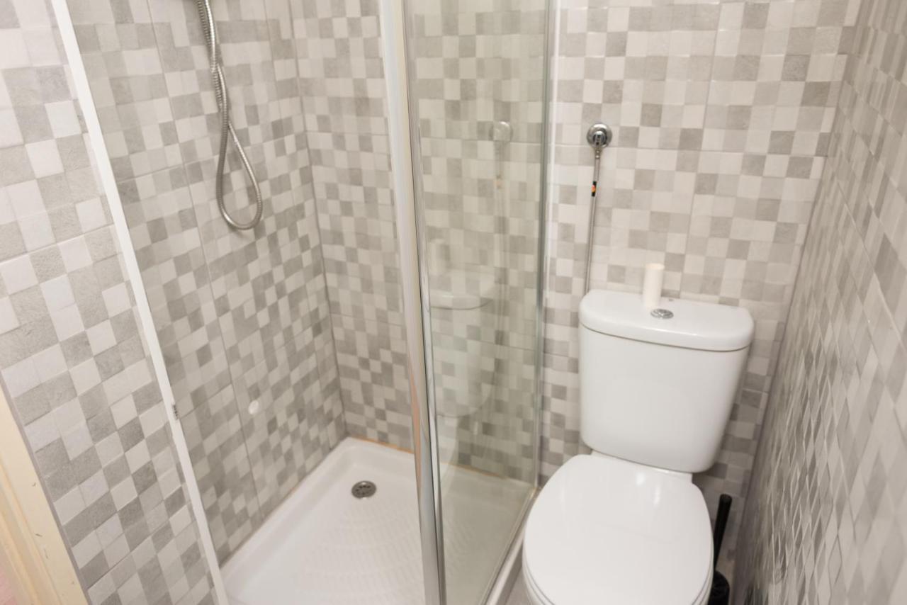 Marques Mini Hostel Lisbon Luaran gambar